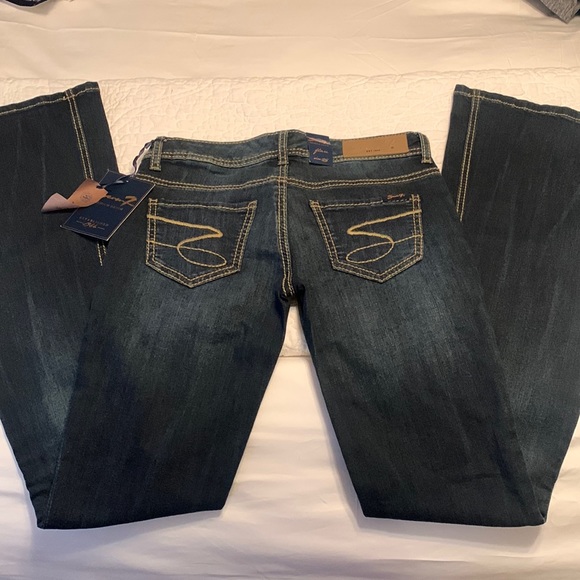 Seven7 blue denim flare jeans - Picture 1 of 3